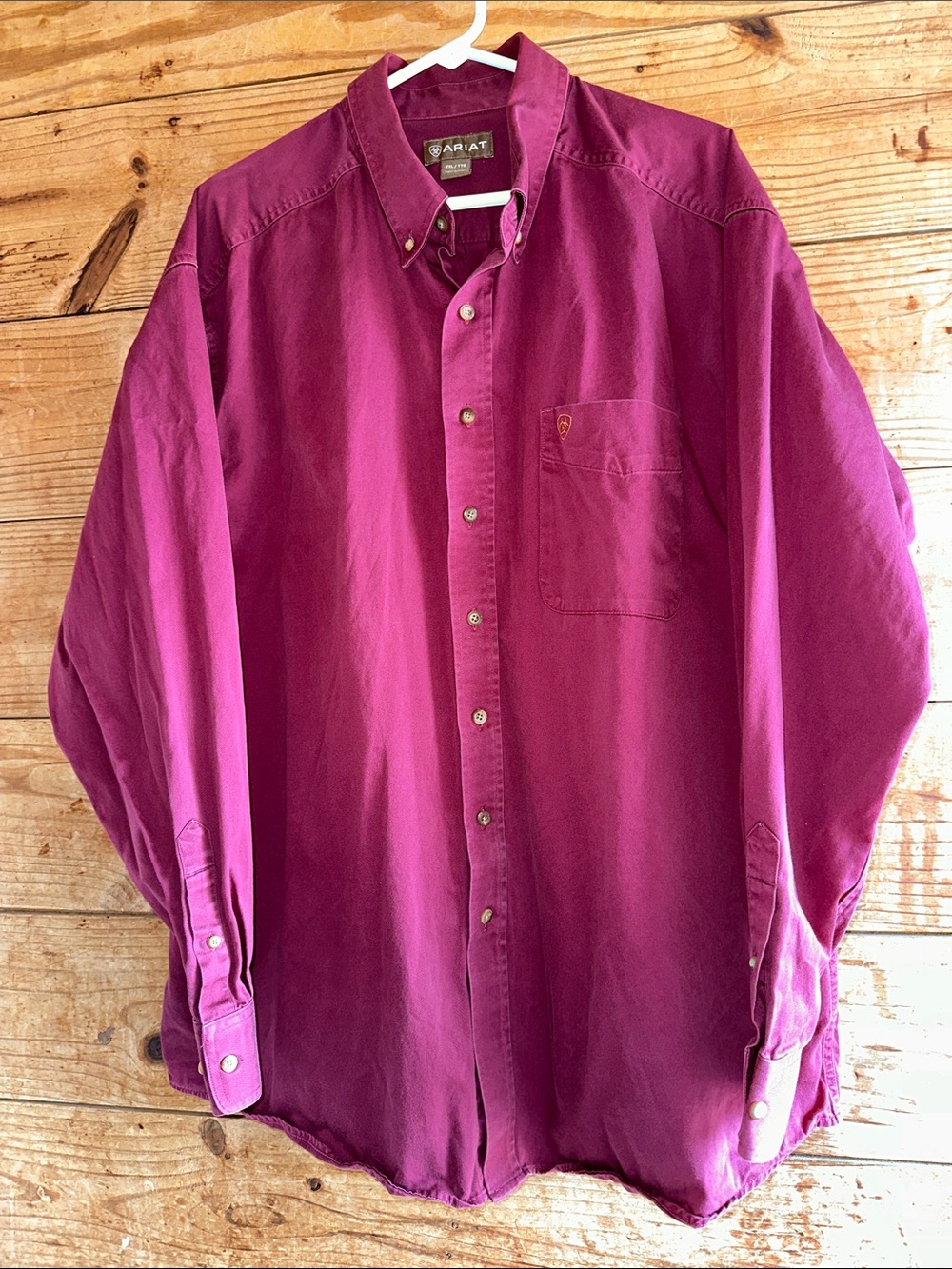 Ariat Men's Button-Down Shirt in Rich Fuchsia